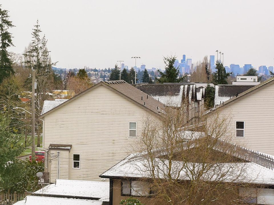 1st image of 9545 Ashworth Ave N #405