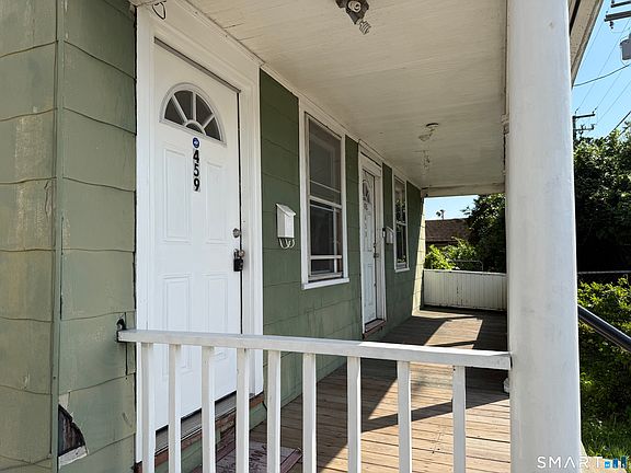 4th image of 459 Honeyspot Road