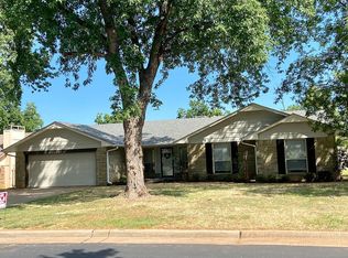 3921 W Yorkshire Dr, Stillwater, OK 74074