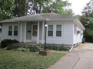 5 Florida Dr, Urbana, IL