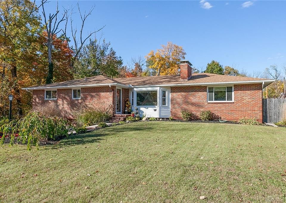 1st image of 3155 Malina Ave