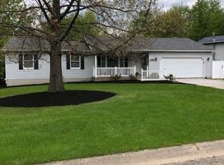 1421 Coty Dr SW, Canton, OH 44706