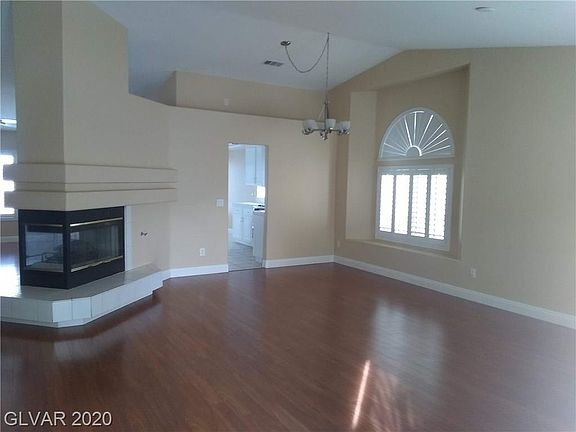 3rd image of 1414 Glassy Pond Ave