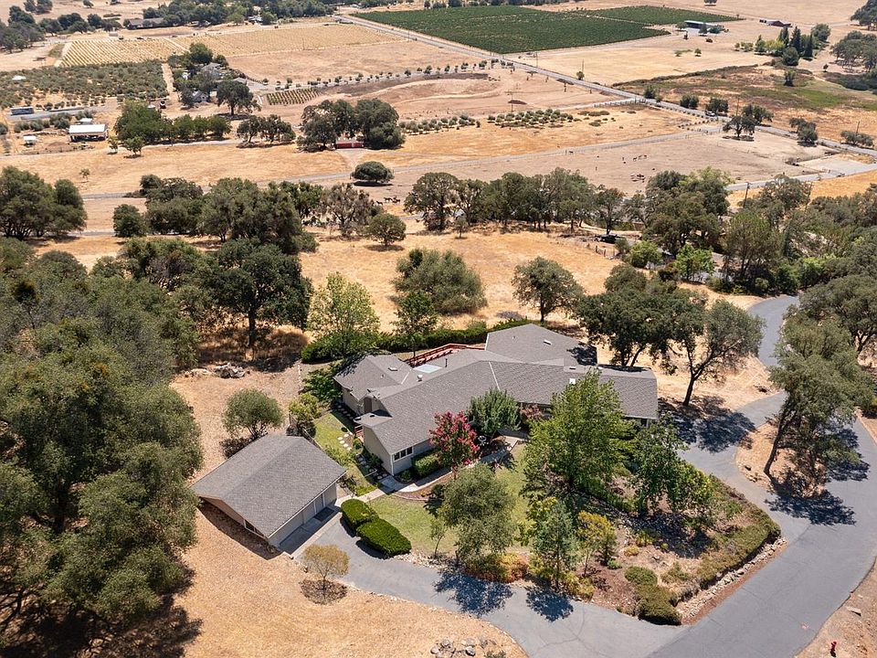 1st image of 1387 Oro Loma Dr