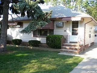 2nd image of 4641 Southwood Dr