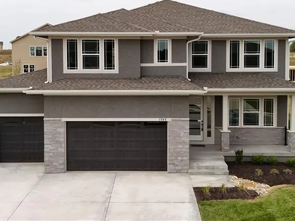 1700 SW Arbormist Dr, Lees Summit, MO 64082