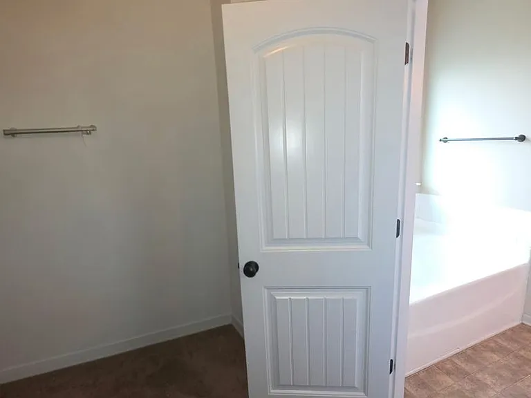 836 Westlawn Dr — Photo 17