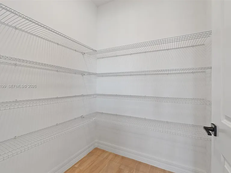 4546 Cumberland Ter — Photo 36