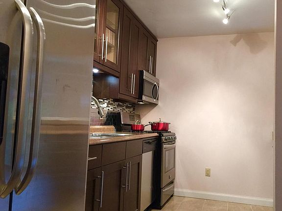 2nd image of 479 N Armistead St APT 103
