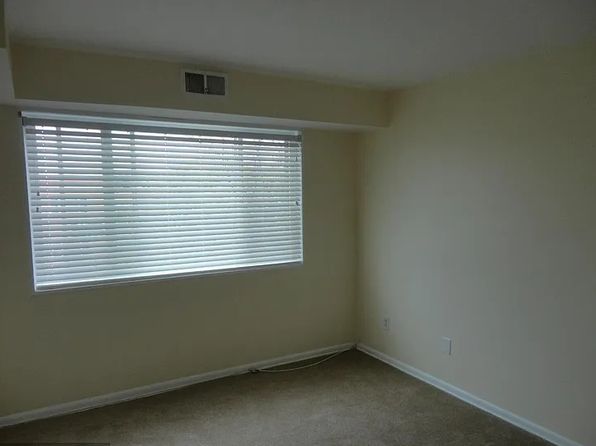 4270 E Capitol St NE #1-304