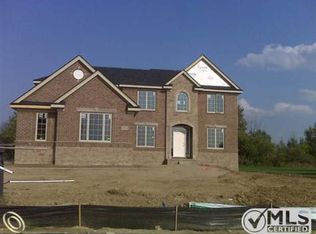 50988 Glades Ct W, Novi, MI 48374