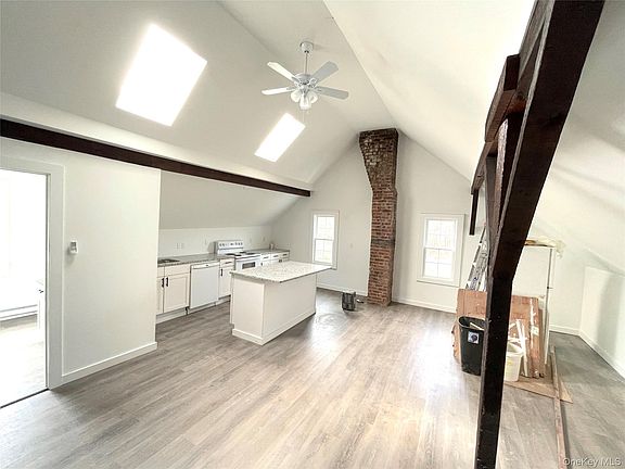 2nd image of 1419 Route 376 APT 5