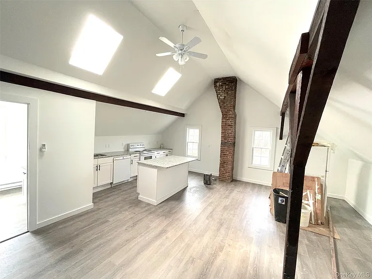 1419 Route 376 #5 — Photo 2