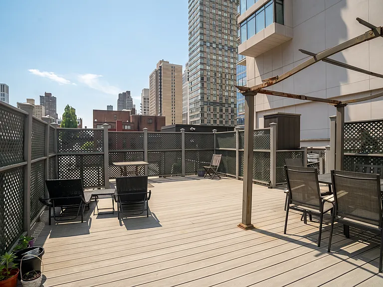 320 E 86th St #5D — Photo 13