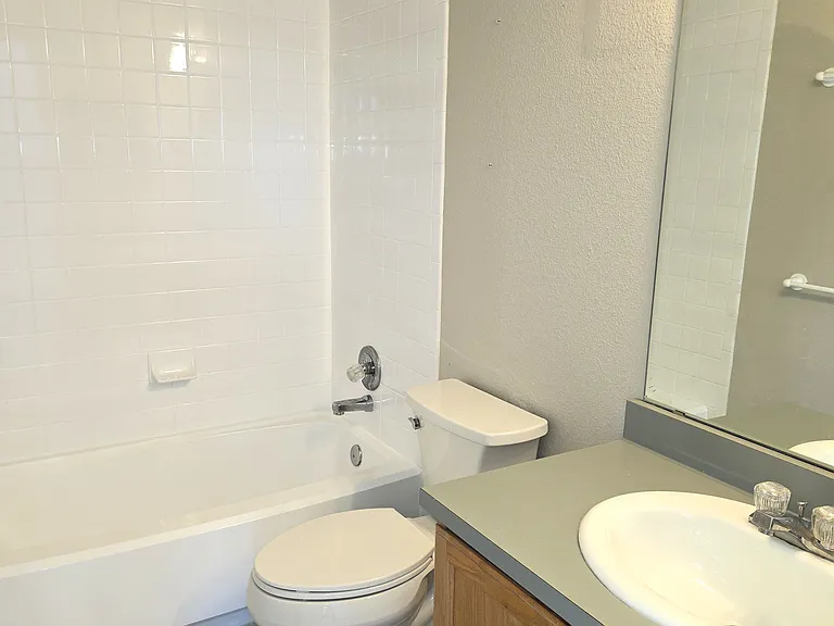 2850 Aurora Ave #301 — Photo 22