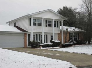 52705 Swanson Dr, South Bend, IN