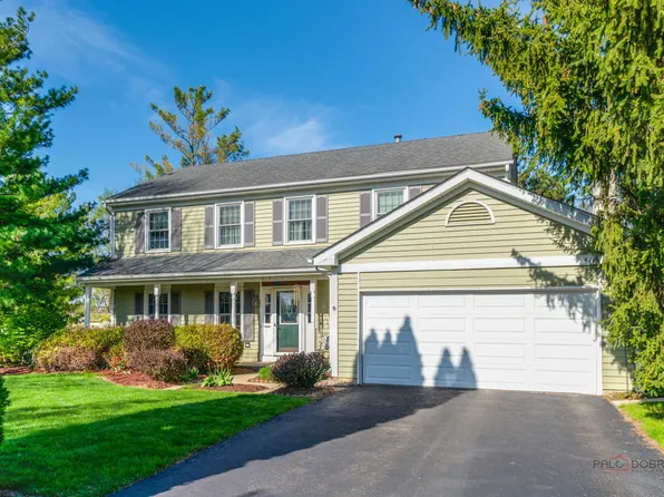 3917 Wood Creek Dr, Island Lake, IL 60042