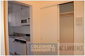 4th image of 204 Sherman Ave APT 2J