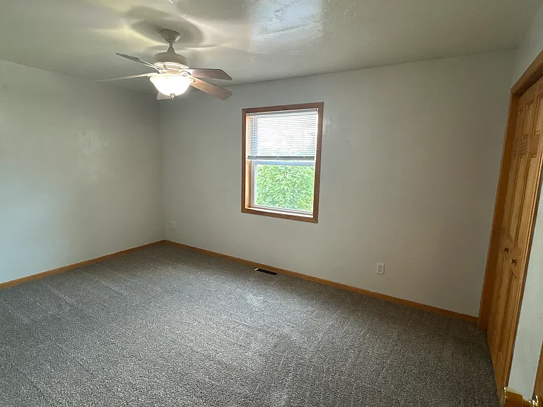 850 Cherry St — Photo 9