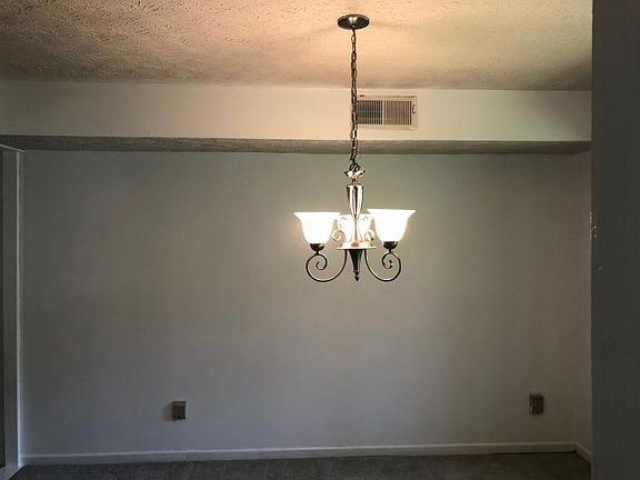 3rd image of 3274 Kimberly Woods Ct