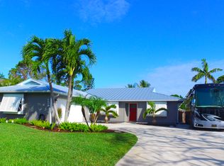 4933 SE Pine Knoll Way, Stuart, FL 34997