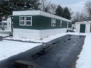 125 Carrousel Ct, Girard, PA 16417