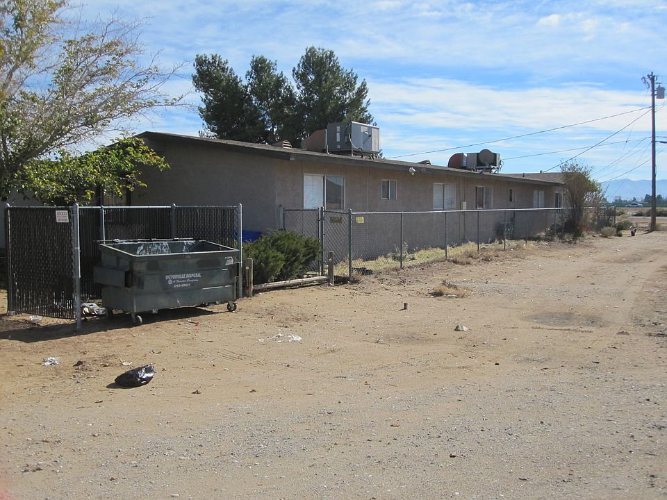 2nd image of 20775 Thunderbird Rd