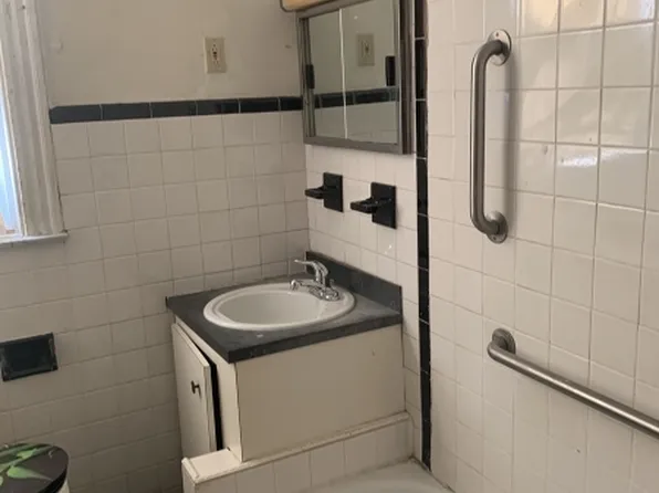 127 Oraton St, Newark, NJ 07104