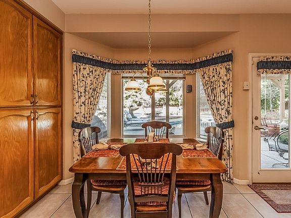 3rd image of 248 Luna Cir
