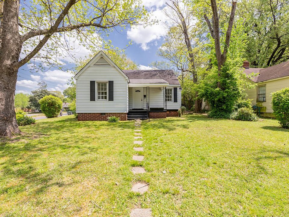 1st image of 996 E Walthal Cir