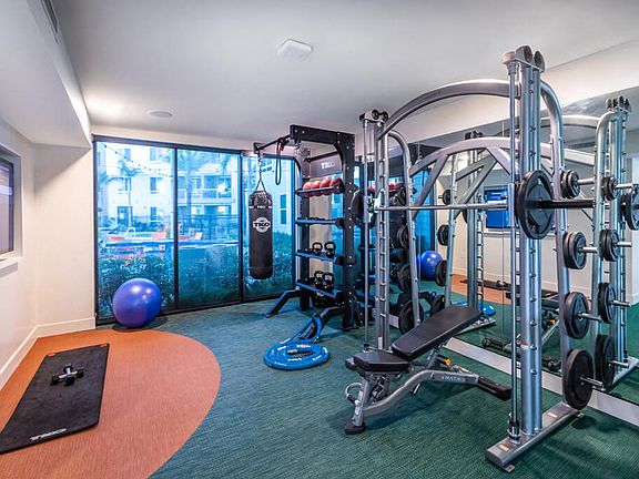 5th image of 3250 Barnett Ave #2176