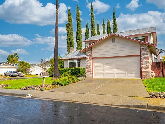 4th image of 100 Quietwood Drive