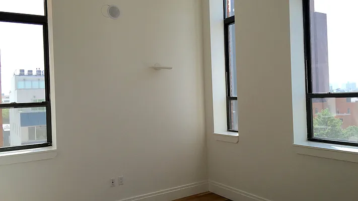 Rented by Nooklyn NYC LLC | media 6