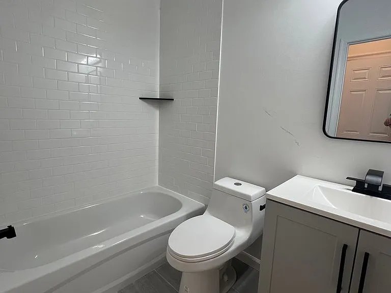4213 W Girard Ave #2 — Photo 9