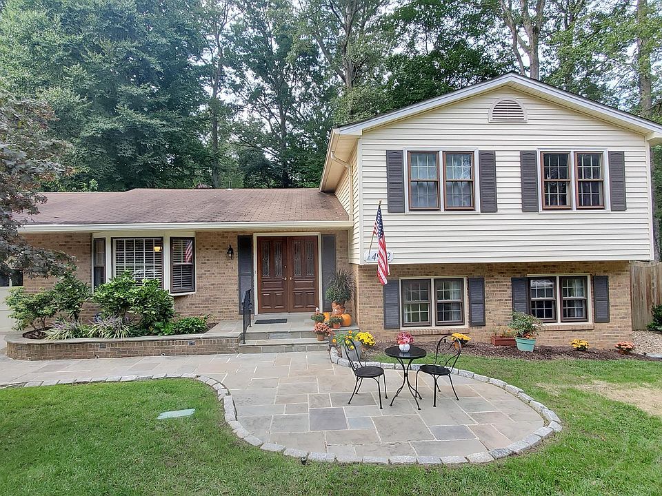 1st image of 4902 Bexley Ln