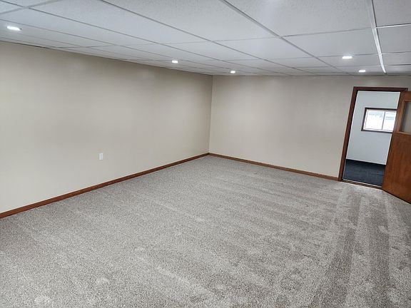 3rd image of 1329 Lakeview Ave