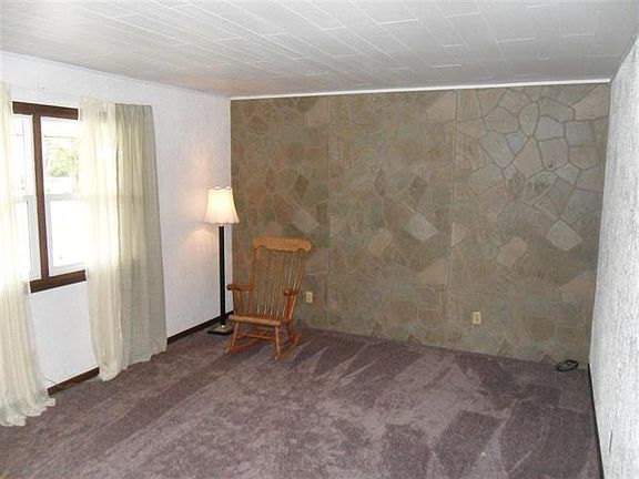 2nd image of 52039 Prescott Ave