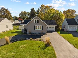 205 Elbow Rd, North Syracuse, NY 13212