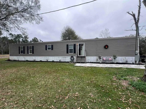 3260 Gill Dr, Sulphur, LA 70663