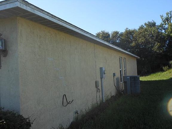 2nd image of 2647 Ivydale Dr