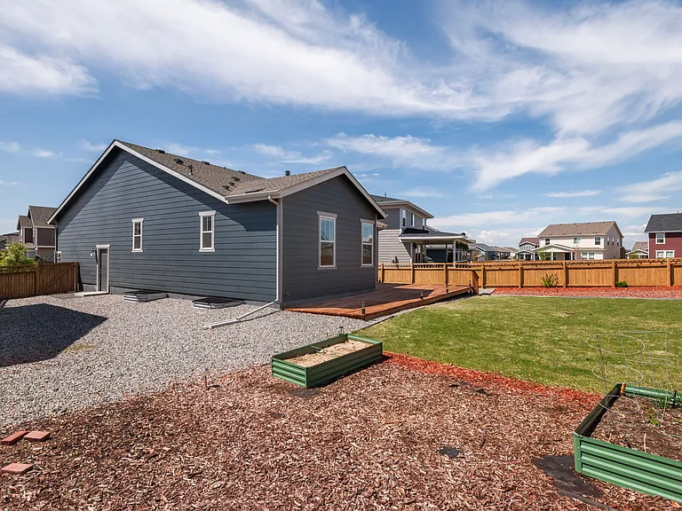 21109 E 61st Ave — Photo 31