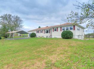 3712 Childress Rd, Christiansburg, VA 24073
