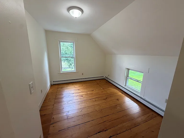 113 Lyme Rd — Photo 10