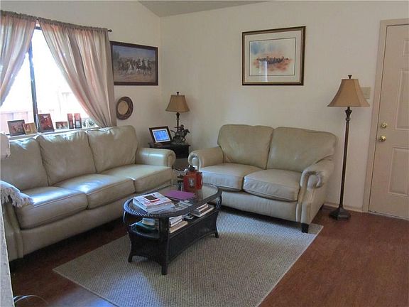 5th image of 5726 Cedar Creek Dr