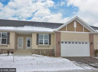7724 Madelyn Creek Dr, Victoria, MN 55386