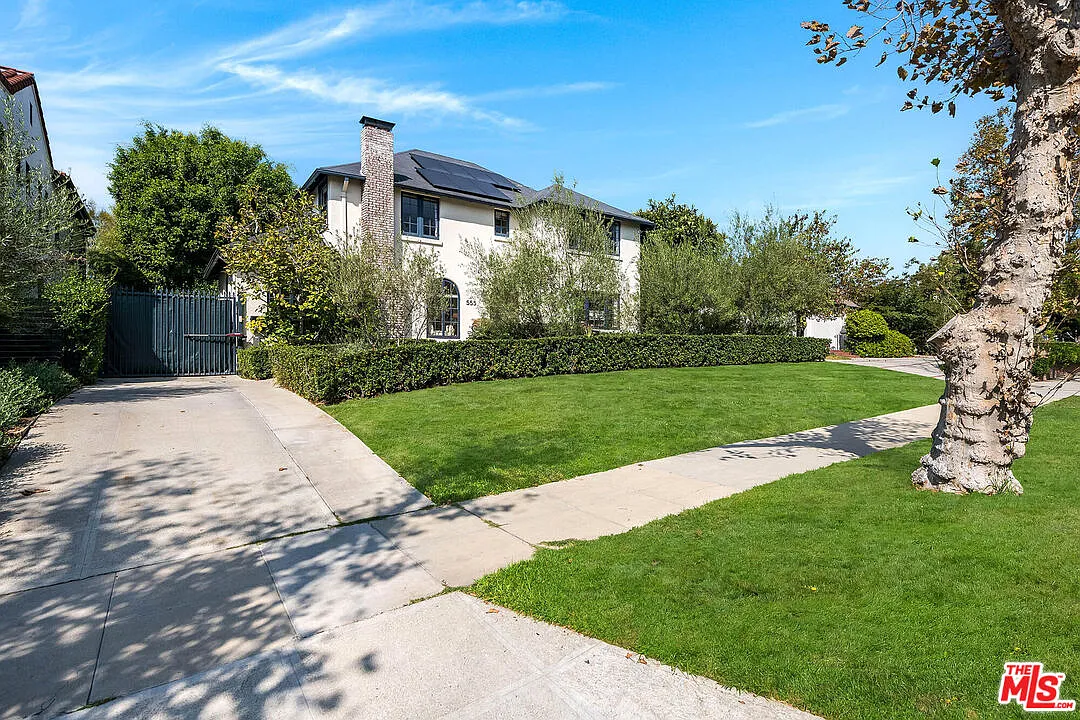 5 bed, 4.5 bath, 3959 sqft, $21,000 — Photo 1