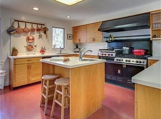 1st image of 115 Newtonville Ave