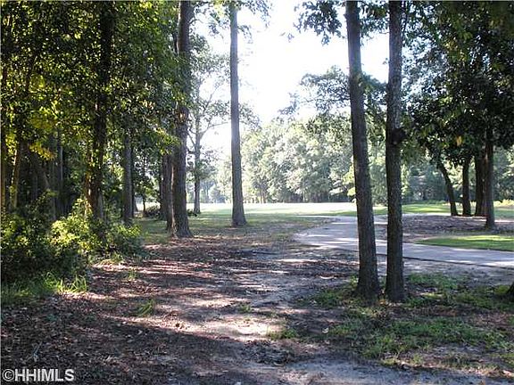 5th image of 8 Marsh Dr