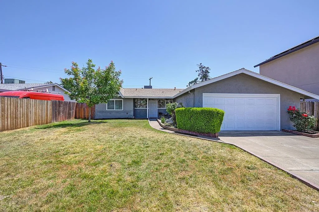 9926 Aries Way photo 1