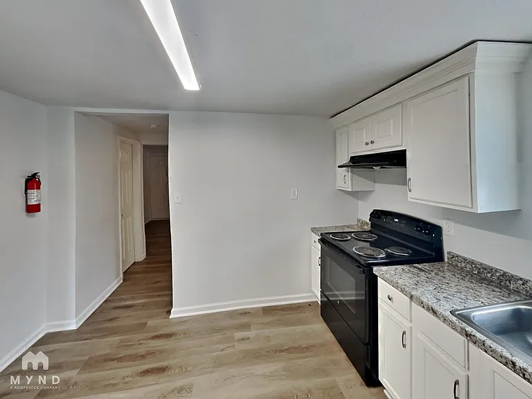 3645 Eastern St — Photo 7